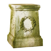 Wreath Outdoor Pedestal