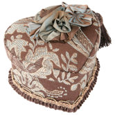Vellore Romance Heart Box with Bouquet Trim