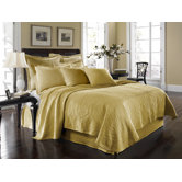 King Charles Matelasse Coverlet Bedding Collection in Sunshine
