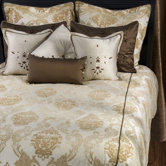 Akebia Bedding Set in Warm Gold