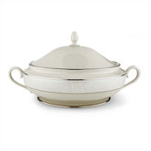 Pearl Innocence Covered Vegetable Bowl