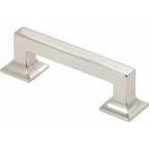 Studio Pull Handle