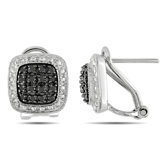 Round Cut Diamond Stud Earrings