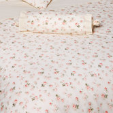 Madeira Neck Roll