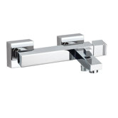 Kuatro Tub Filler