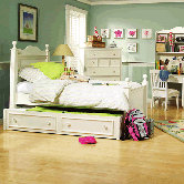 Summer Breeze Low Poster Bed