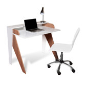 &Aacute;vila Workstation