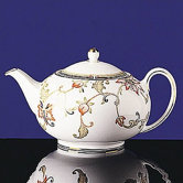 Oberon 1.4 Pt. Flora Teapot