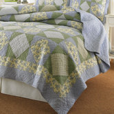 Caroline Quilt