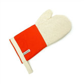 14" Oven Mitt in Cherry