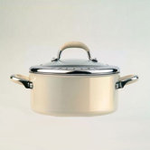 Select Advantage 24 cm Stockpot with Locking Lid in Almond