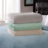 Luxe Plush Throw