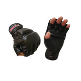 Grappling Gloves in Black