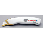 Quick Change Utility Knife With Retractable Blade
