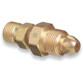 Model WD-810 CGA580 X CGA320 Brass Cylinder Adapter