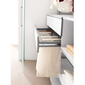 Ok-nb Four Post Walk-In Closet