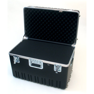 Platt Heavy-Duty ATA Case with Wheels and Telescoping Handle in Black: 16.25 x 27.5 x 19.25