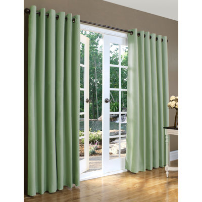 Thermalogic Weathermate Solid Insulated Color Grommet Top Curtain