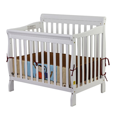 Dream On Me Aden Convertible 3 in 1 Mini Crib