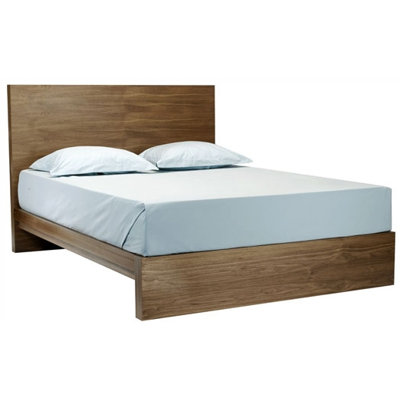 Desiron Thompson Platform Bed