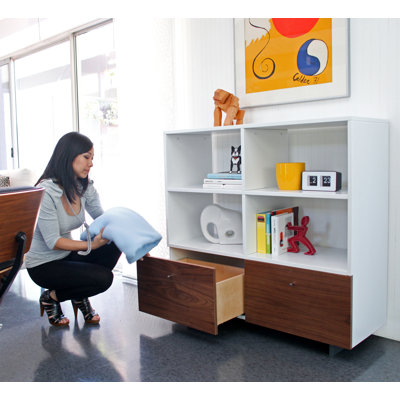 Spot on Square Roh Shelves in White / Walnut