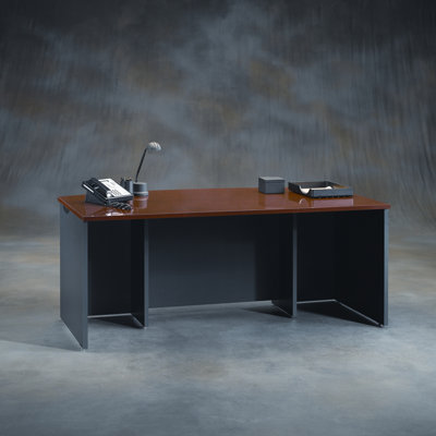 Sauder Via Executive Standard Desk Office Suite