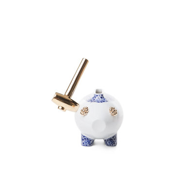 Moooi Delft Blue Killing of the Piggy Bank