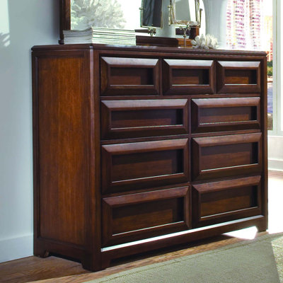 Lea Industries Elite Expressions 9 Drawer Dresser