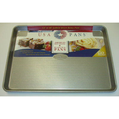 USA Pans Half Sheet / Large Jellyroll Pan with Americoat
