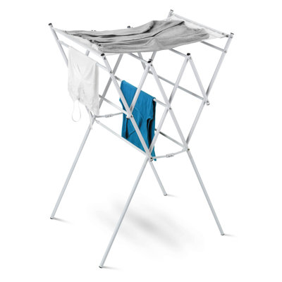 Expandable Drying Rack with Mesh Shelf in Silver