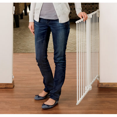 Munchkin Extending Metal Gate
