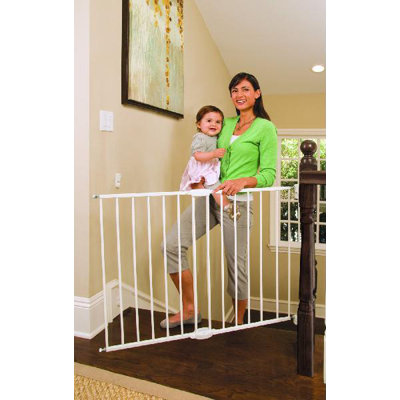 Munchkin Extending Metal Gate