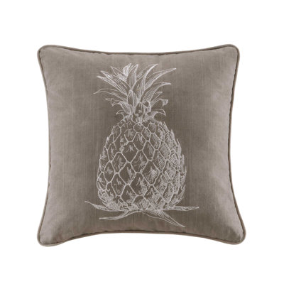 Hampton Hill Pine Manor Bedding Collection