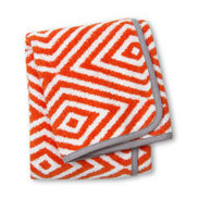 red throw