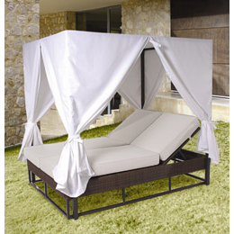 outdoor daybed