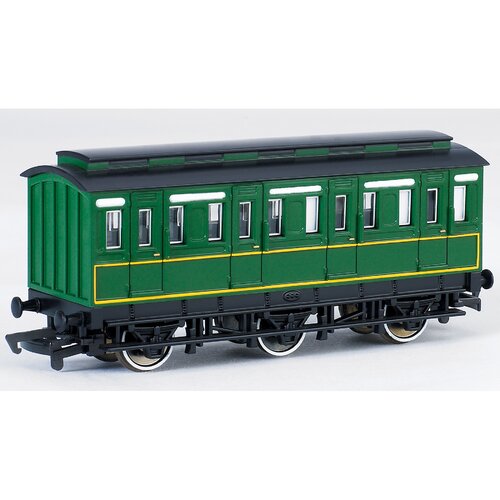 Bachmann Trains Thomas and Friends   Emily Passenger Set